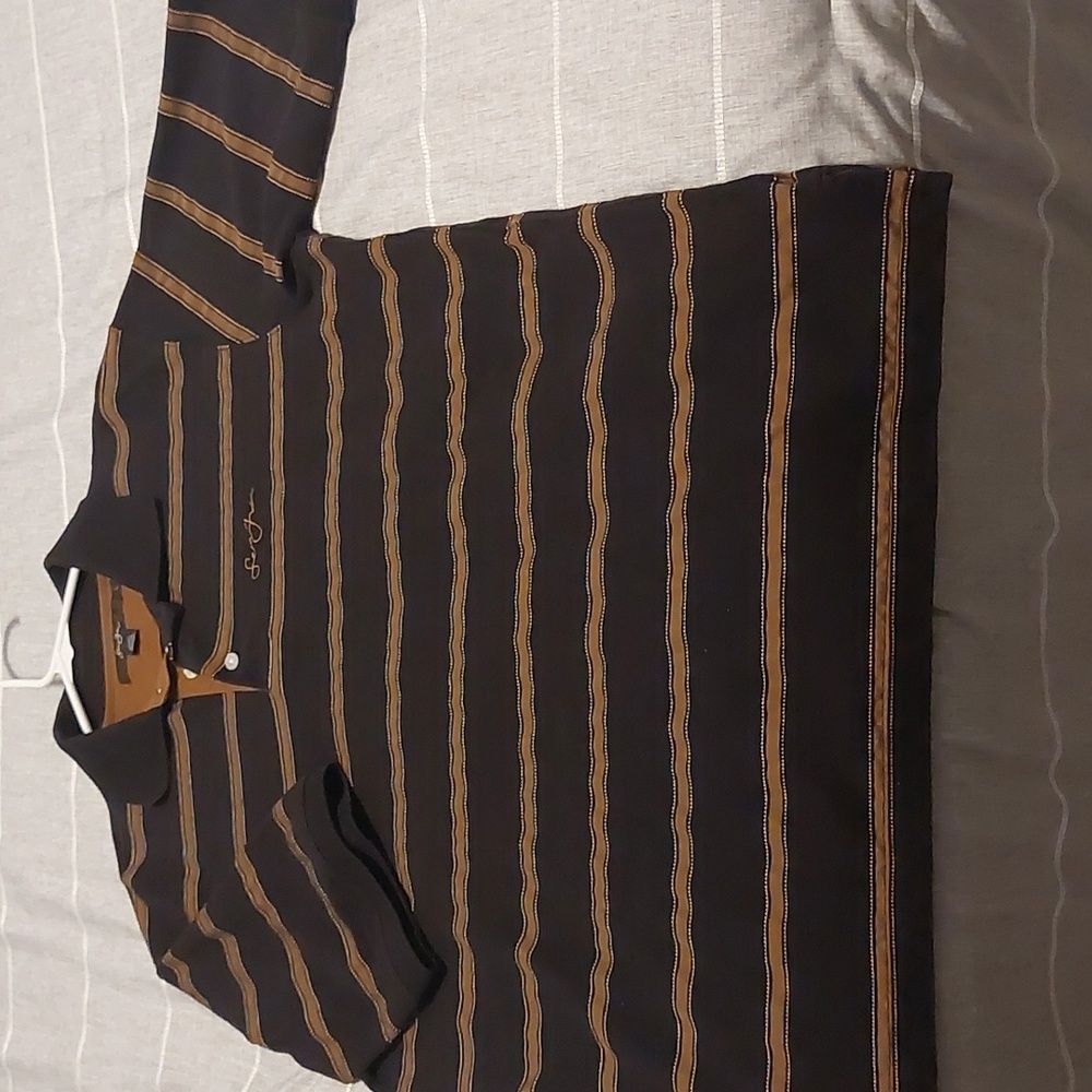 Polo shirt with soft-black and dark-gold color combo.